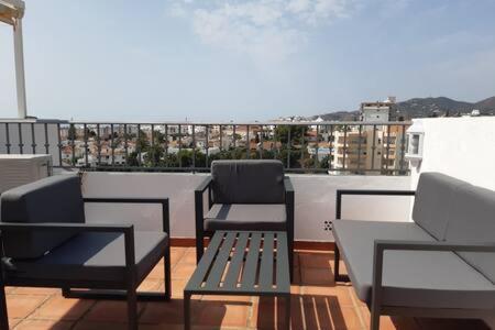 Amplio Apartamento Con Piscina Cerca De La Playa 内尔哈 外观 照片